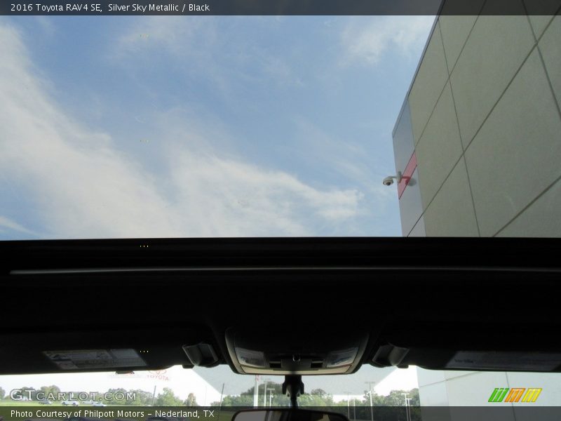 Silver Sky Metallic / Black 2016 Toyota RAV4 SE