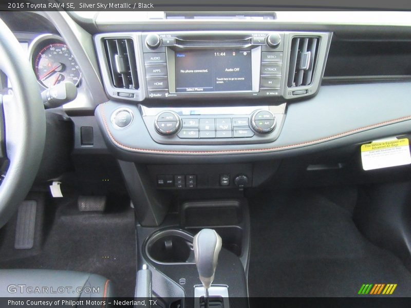 Silver Sky Metallic / Black 2016 Toyota RAV4 SE