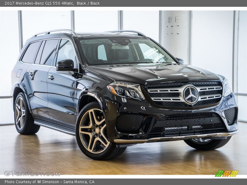 Front 3/4 View of 2017 GLS 550 4Matic