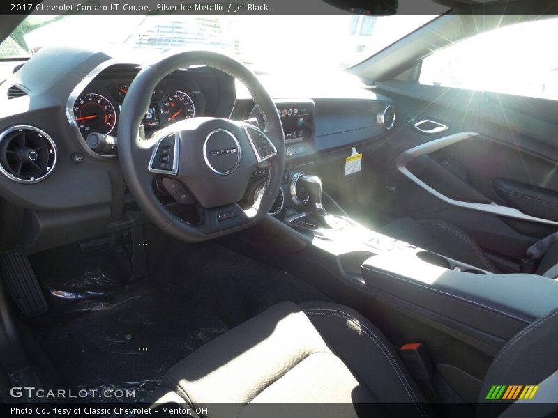 Silver Ice Metallic / Jet Black 2017 Chevrolet Camaro LT Coupe