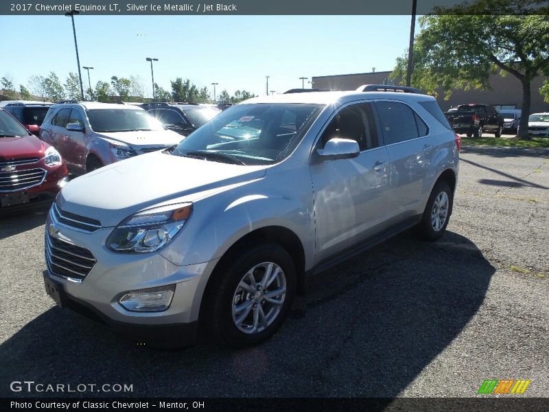 Silver Ice Metallic / Jet Black 2017 Chevrolet Equinox LT
