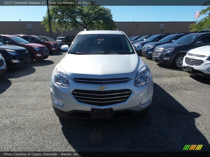 Silver Ice Metallic / Jet Black 2017 Chevrolet Equinox LT