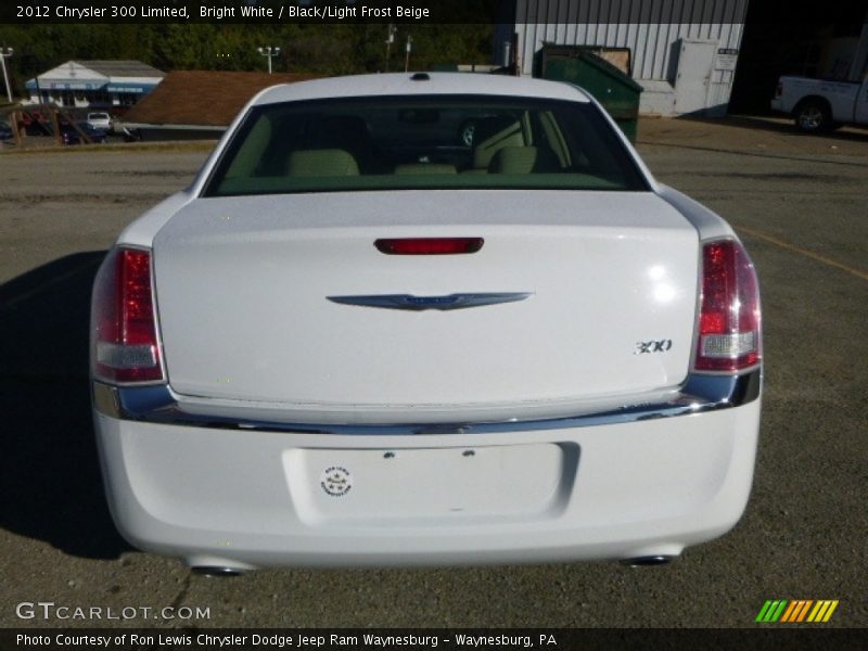 Bright White / Black/Light Frost Beige 2012 Chrysler 300 Limited