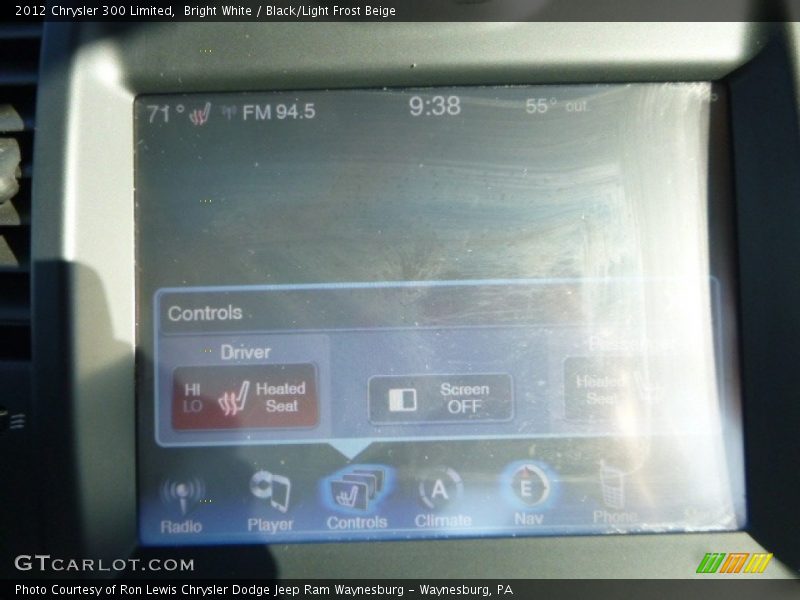 Bright White / Black/Light Frost Beige 2012 Chrysler 300 Limited