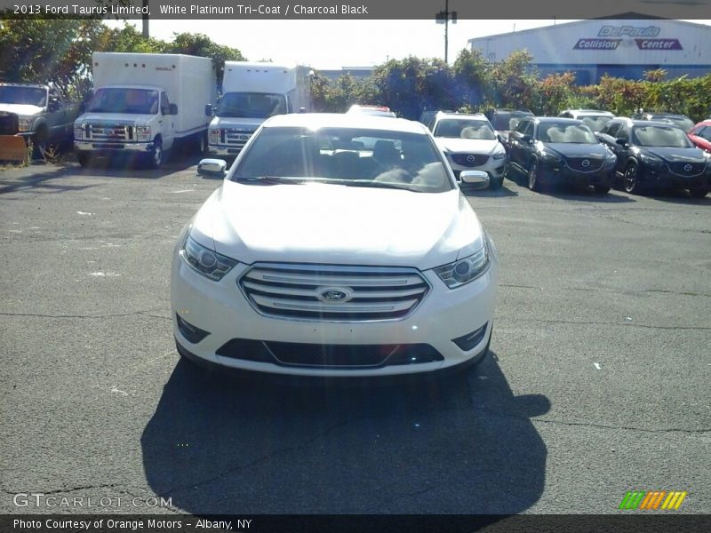 White Platinum Tri-Coat / Charcoal Black 2013 Ford Taurus Limited