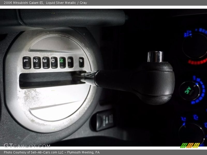 Liquid Silver Metallic / Gray 2006 Mitsubishi Galant ES