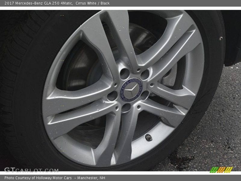 Cirrus White / Black 2017 Mercedes-Benz GLA 250 4Matic