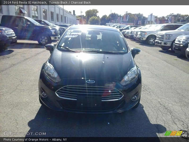 Tuxedo Black / Charcoal Black 2014 Ford Fiesta SE Hatchback