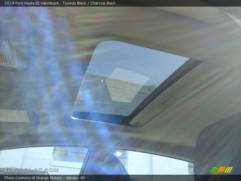 Tuxedo Black / Charcoal Black 2014 Ford Fiesta SE Hatchback