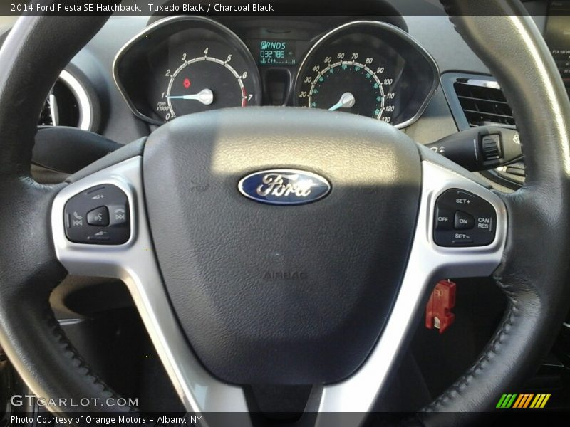 Tuxedo Black / Charcoal Black 2014 Ford Fiesta SE Hatchback