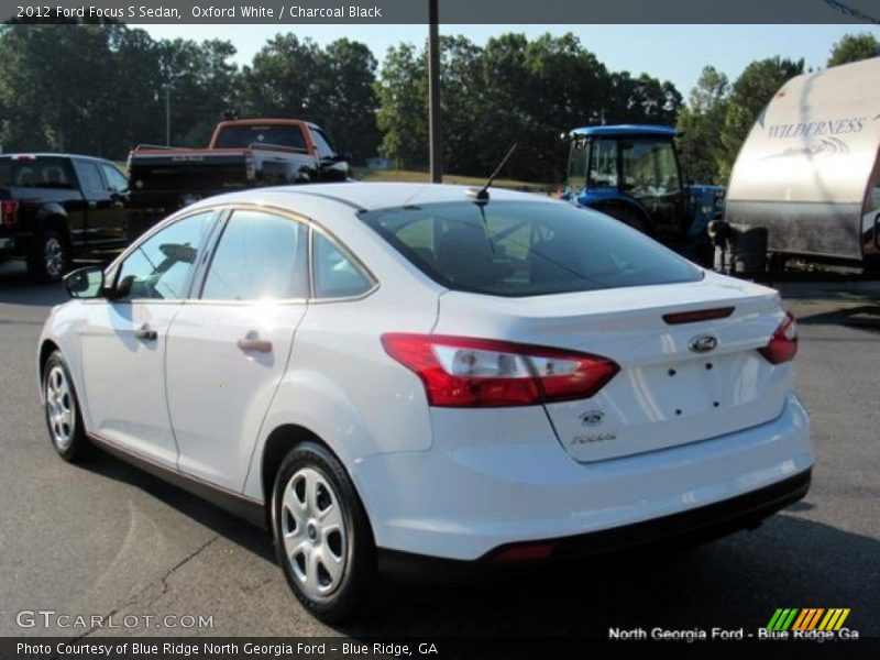 Oxford White / Charcoal Black 2012 Ford Focus S Sedan