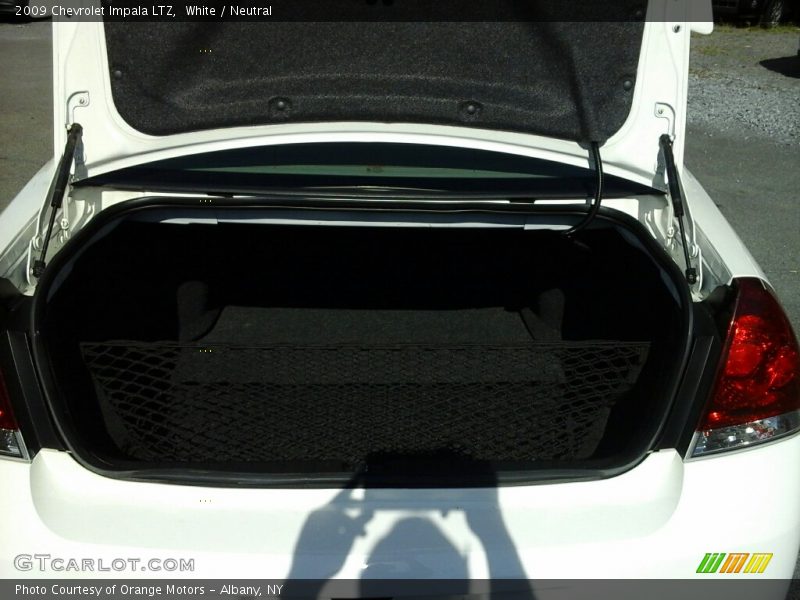 White / Neutral 2009 Chevrolet Impala LTZ