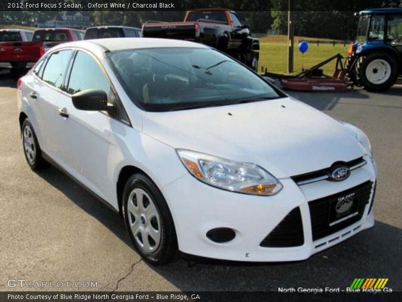 Oxford White / Charcoal Black 2012 Ford Focus S Sedan