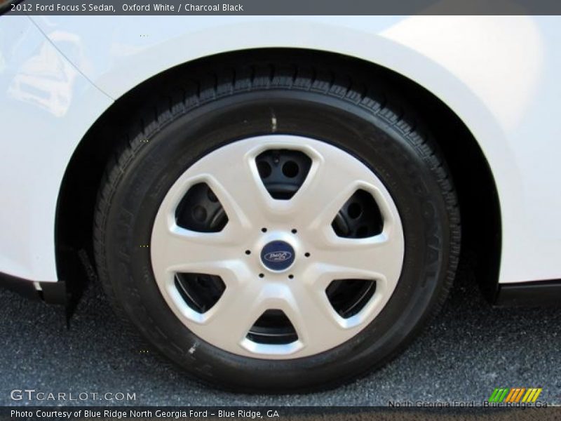 Oxford White / Charcoal Black 2012 Ford Focus S Sedan