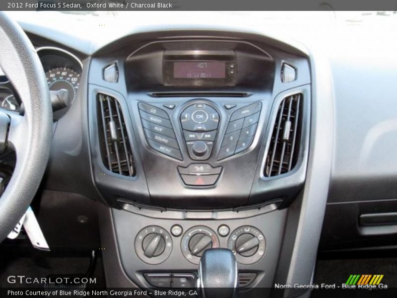 Oxford White / Charcoal Black 2012 Ford Focus S Sedan