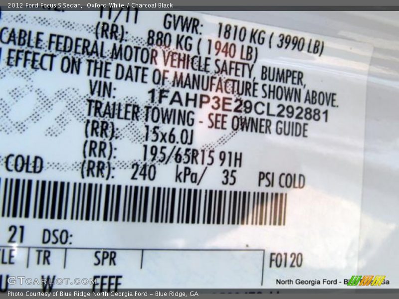 Oxford White / Charcoal Black 2012 Ford Focus S Sedan