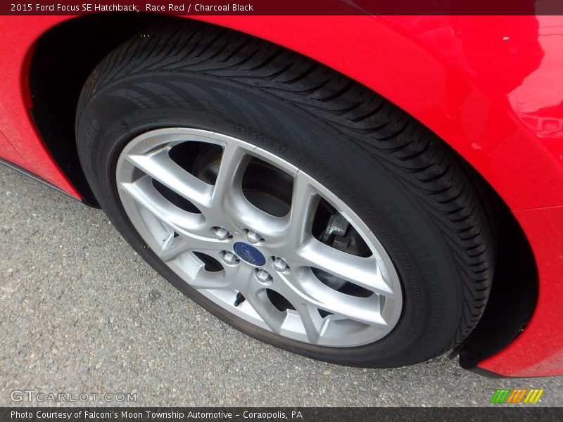 Race Red / Charcoal Black 2015 Ford Focus SE Hatchback