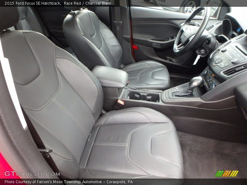 Race Red / Charcoal Black 2015 Ford Focus SE Hatchback