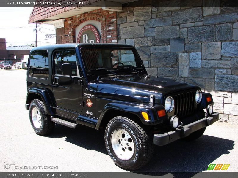 Black / Khaki 1998 Jeep Wrangler Sahara 4x4