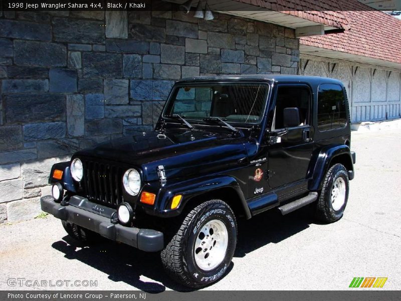 Black / Khaki 1998 Jeep Wrangler Sahara 4x4