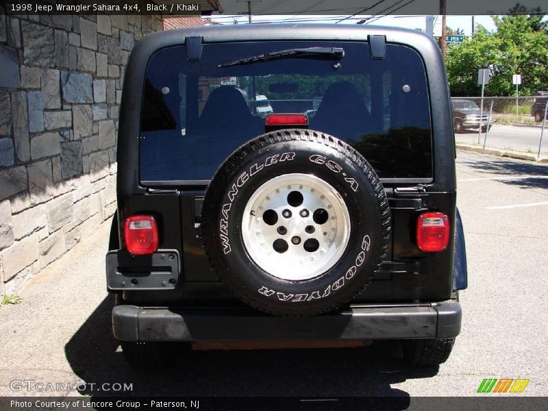 Black / Khaki 1998 Jeep Wrangler Sahara 4x4