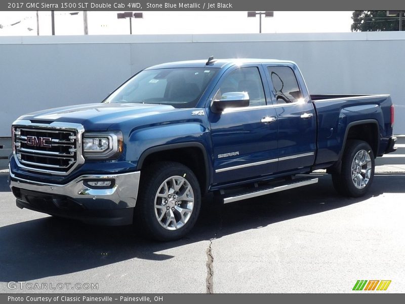 Front 3/4 View of 2017 Sierra 1500 SLT Double Cab 4WD