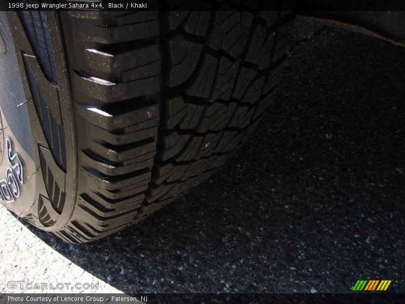 Black / Khaki 1998 Jeep Wrangler Sahara 4x4