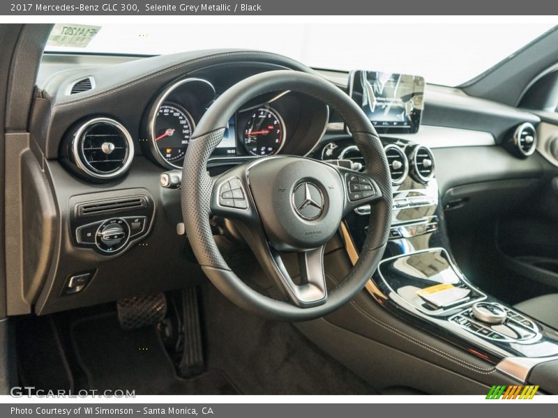 Selenite Grey Metallic / Black 2017 Mercedes-Benz GLC 300