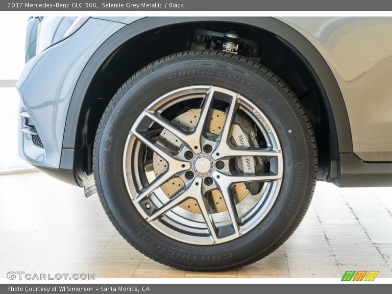 Selenite Grey Metallic / Black 2017 Mercedes-Benz GLC 300