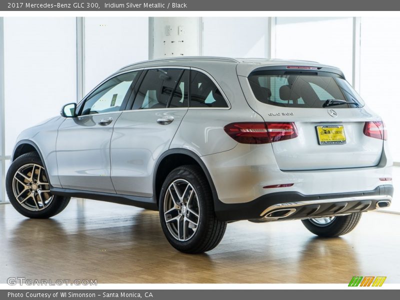 Iridium Silver Metallic / Black 2017 Mercedes-Benz GLC 300