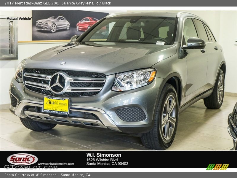 Selenite Grey Metallic / Black 2017 Mercedes-Benz GLC 300