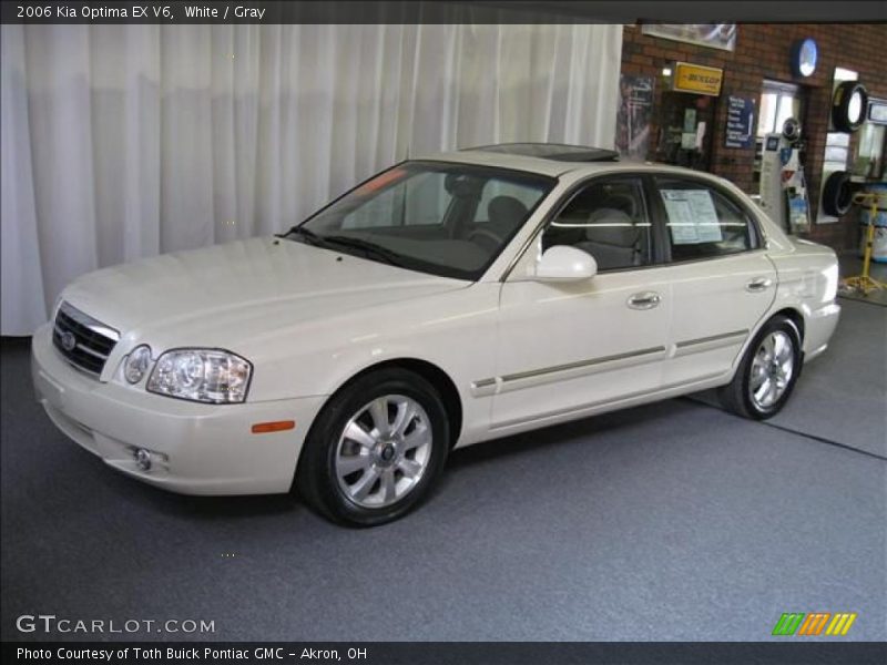 White / Gray 2006 Kia Optima EX V6