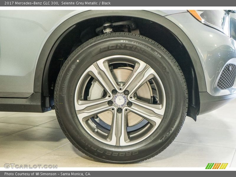 Selenite Grey Metallic / Black 2017 Mercedes-Benz GLC 300