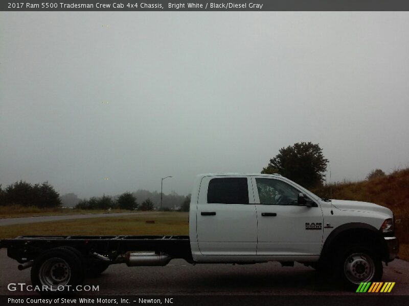 Bright White / Black/Diesel Gray 2017 Ram 5500 Tradesman Crew Cab 4x4 Chassis