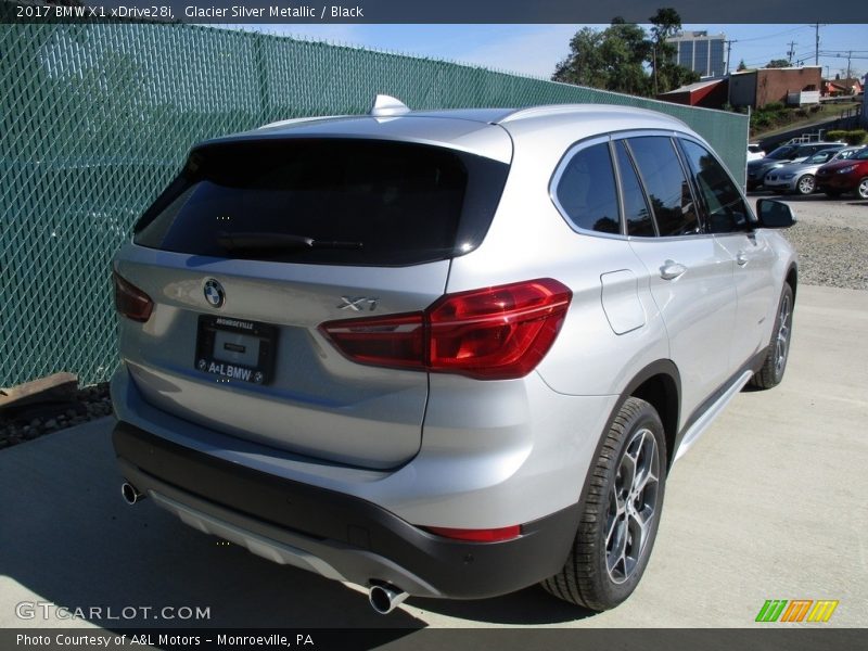 Glacier Silver Metallic / Black 2017 BMW X1 xDrive28i