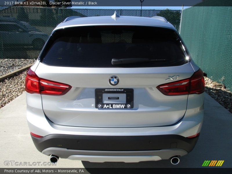 Glacier Silver Metallic / Black 2017 BMW X1 xDrive28i