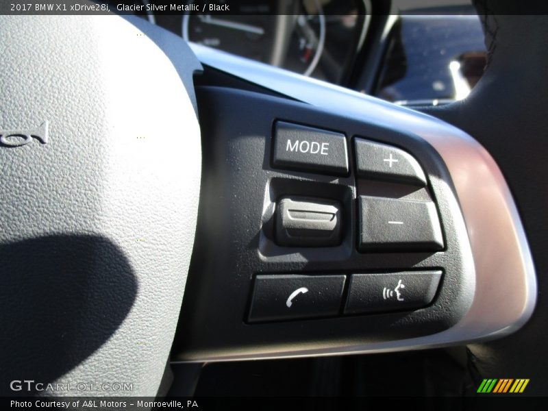 Glacier Silver Metallic / Black 2017 BMW X1 xDrive28i