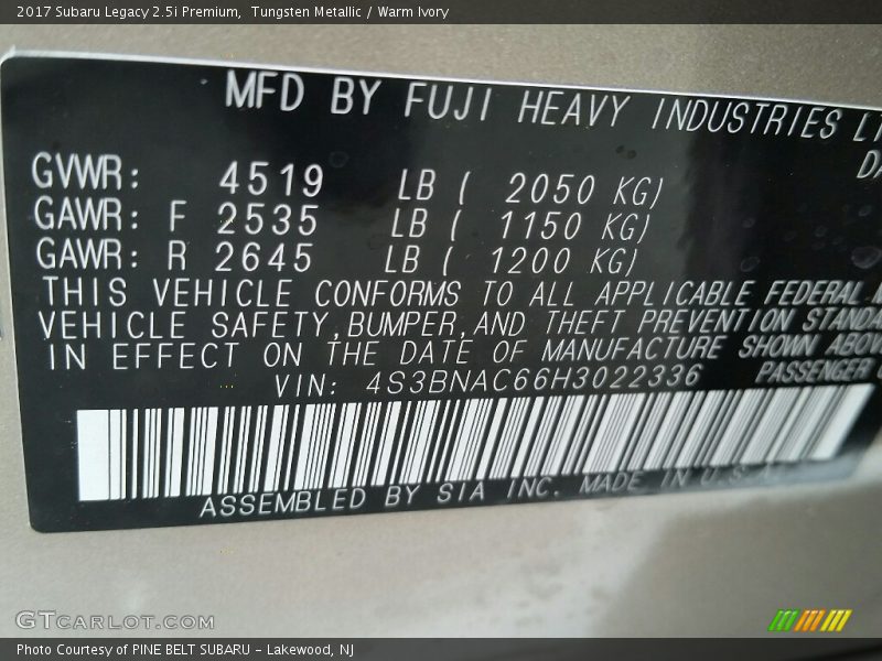 Tungsten Metallic / Warm Ivory 2017 Subaru Legacy 2.5i Premium