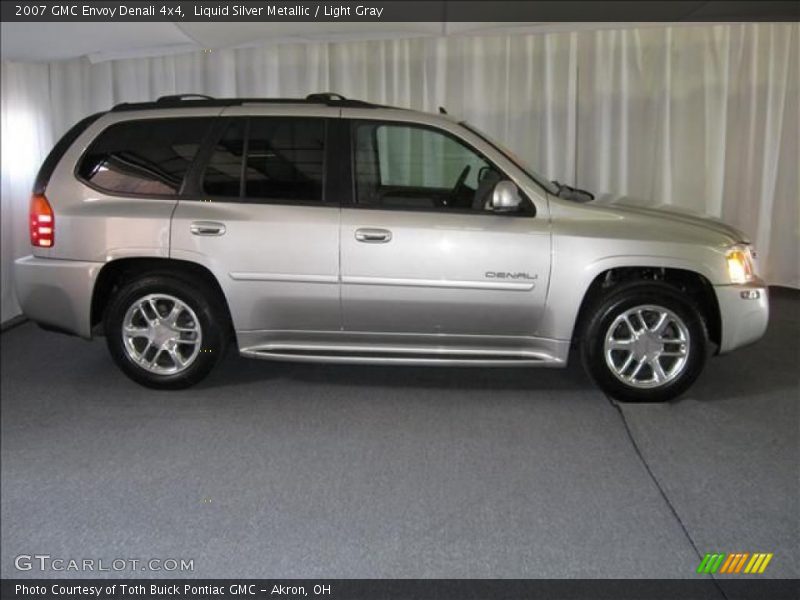 Liquid Silver Metallic / Light Gray 2007 GMC Envoy Denali 4x4