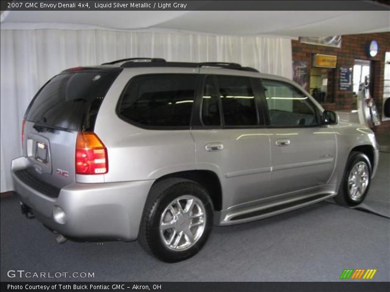 Liquid Silver Metallic / Light Gray 2007 GMC Envoy Denali 4x4