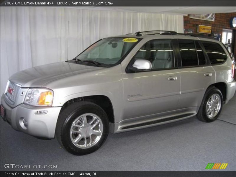 Liquid Silver Metallic / Light Gray 2007 GMC Envoy Denali 4x4