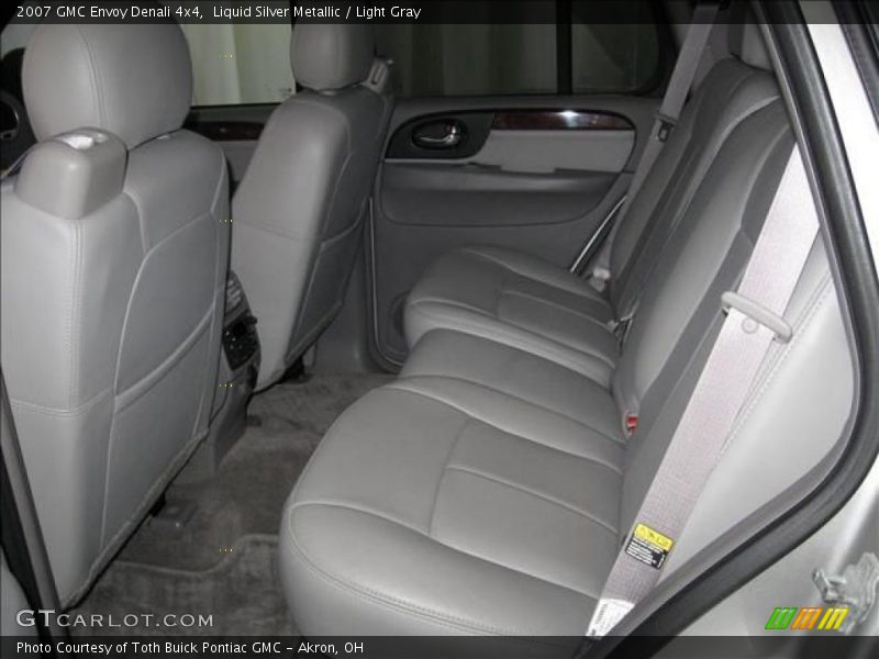 Liquid Silver Metallic / Light Gray 2007 GMC Envoy Denali 4x4