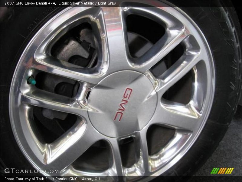 Liquid Silver Metallic / Light Gray 2007 GMC Envoy Denali 4x4