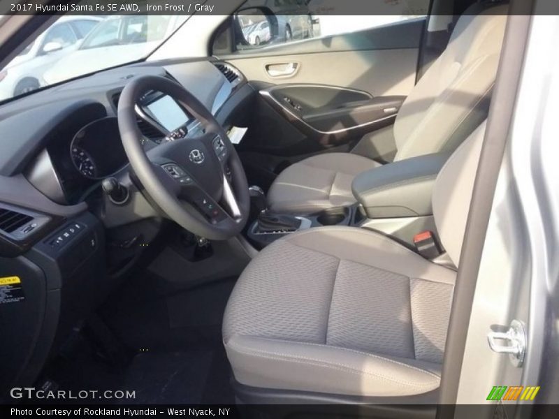 Iron Frost / Gray 2017 Hyundai Santa Fe SE AWD
