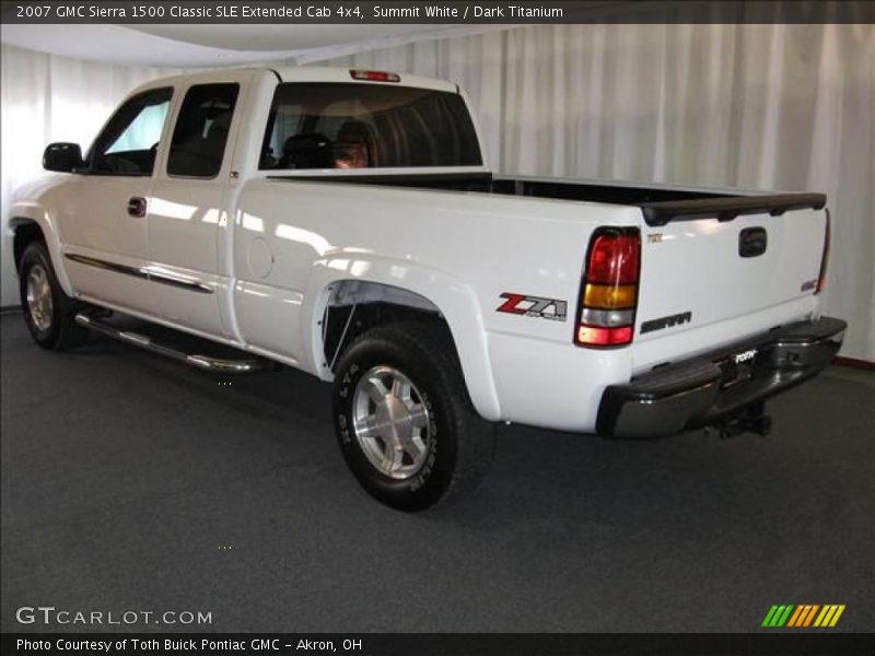 Summit White / Dark Titanium 2007 GMC Sierra 1500 Classic SLE Extended Cab 4x4