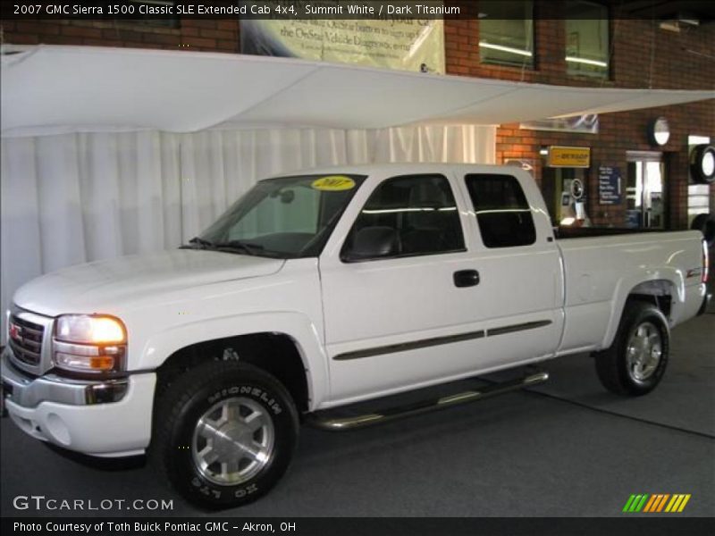 Summit White / Dark Titanium 2007 GMC Sierra 1500 Classic SLE Extended Cab 4x4