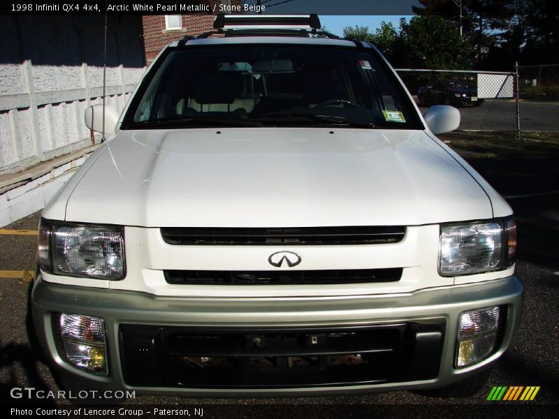 Arctic White Pearl Metallic / Stone Beige 1998 Infiniti QX4 4x4