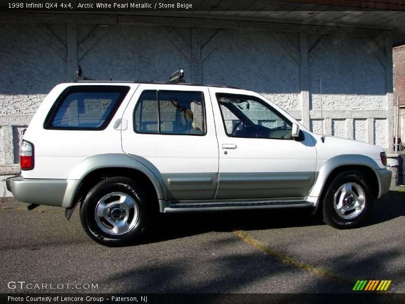 Arctic White Pearl Metallic / Stone Beige 1998 Infiniti QX4 4x4