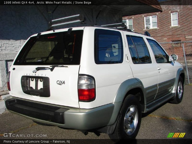Arctic White Pearl Metallic / Stone Beige 1998 Infiniti QX4 4x4