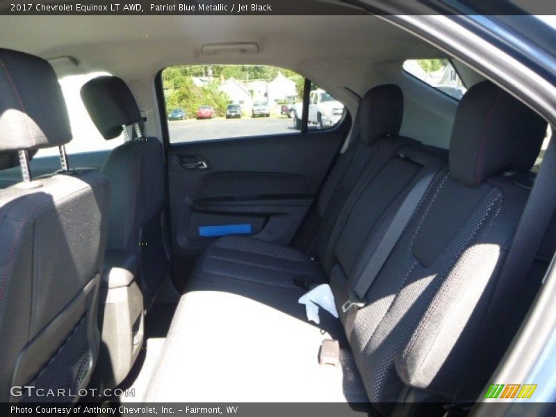 Patriot Blue Metallic / Jet Black 2017 Chevrolet Equinox LT AWD